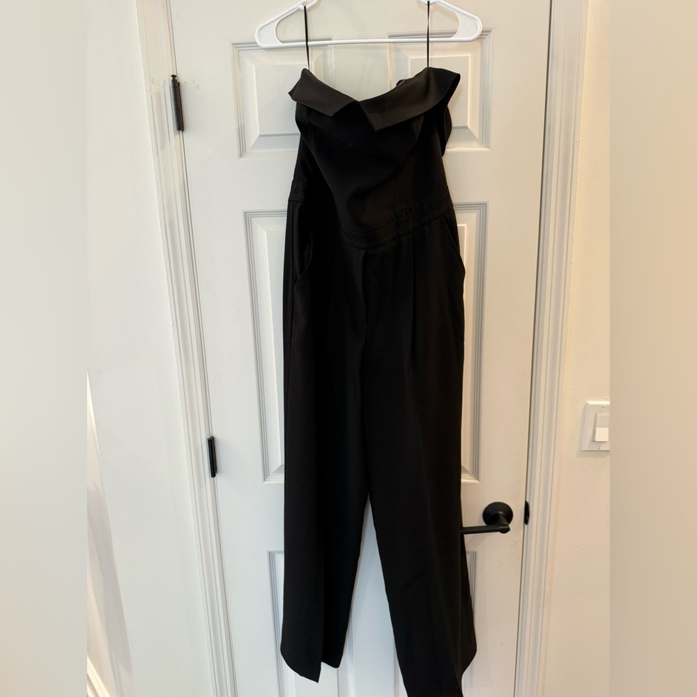 Trina Turk Black Strapless Jumpsuit Wide Legs Romper Pockets Pleats size 10